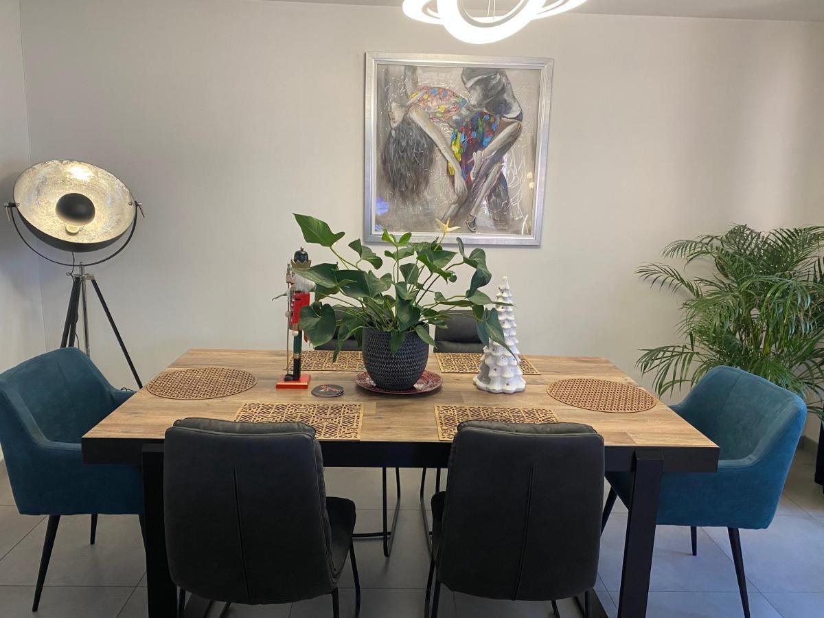 Mallo's Avec Parking Gratuit Et 2 Balcons Apartment *